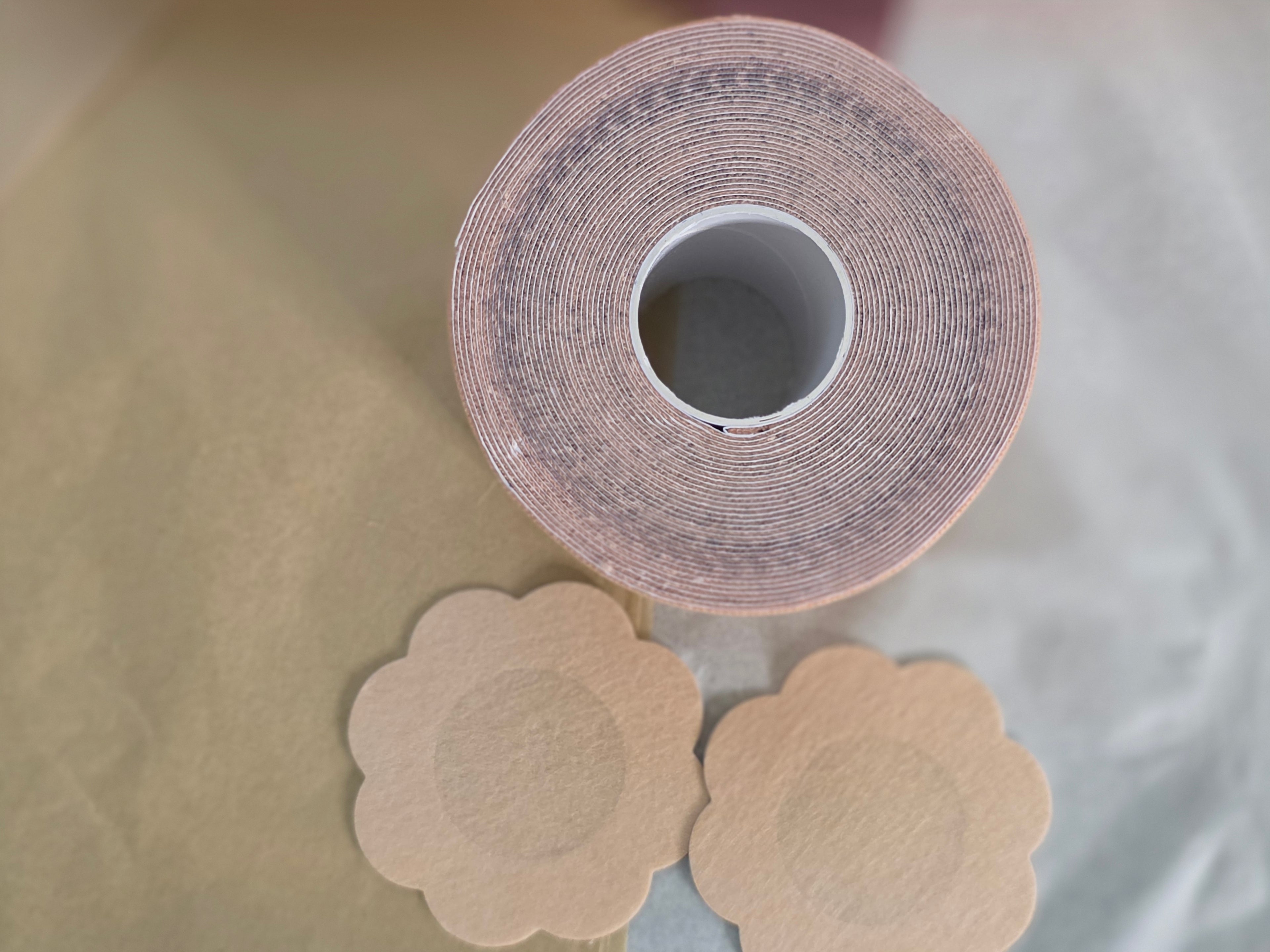 CurveBloom Invisible Lift Tape™ – No-Bra Freedom for Every Outfit